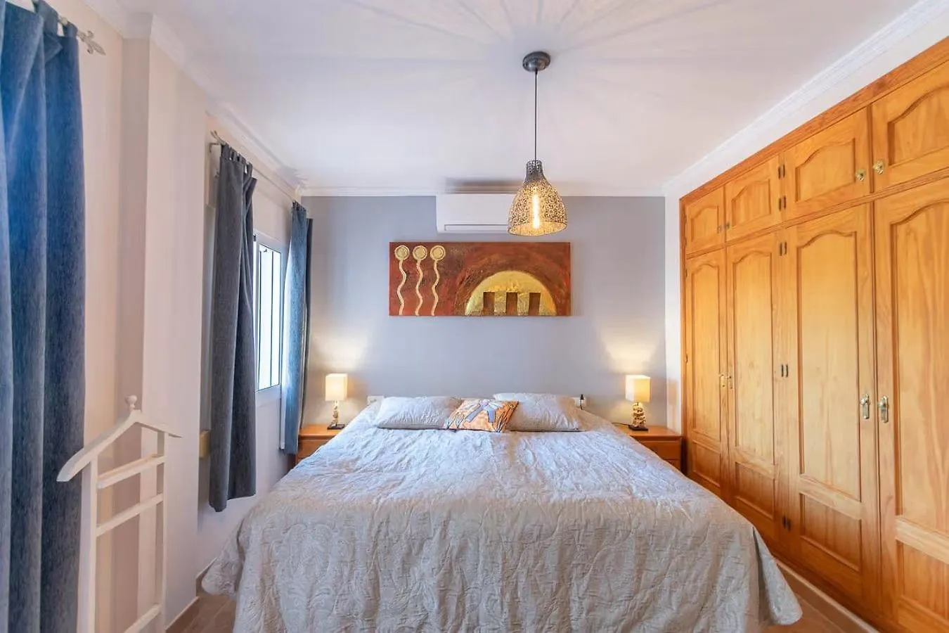Beautiful Casa Dini 3 Bedroom Villa And Pool Canillas de Albaida