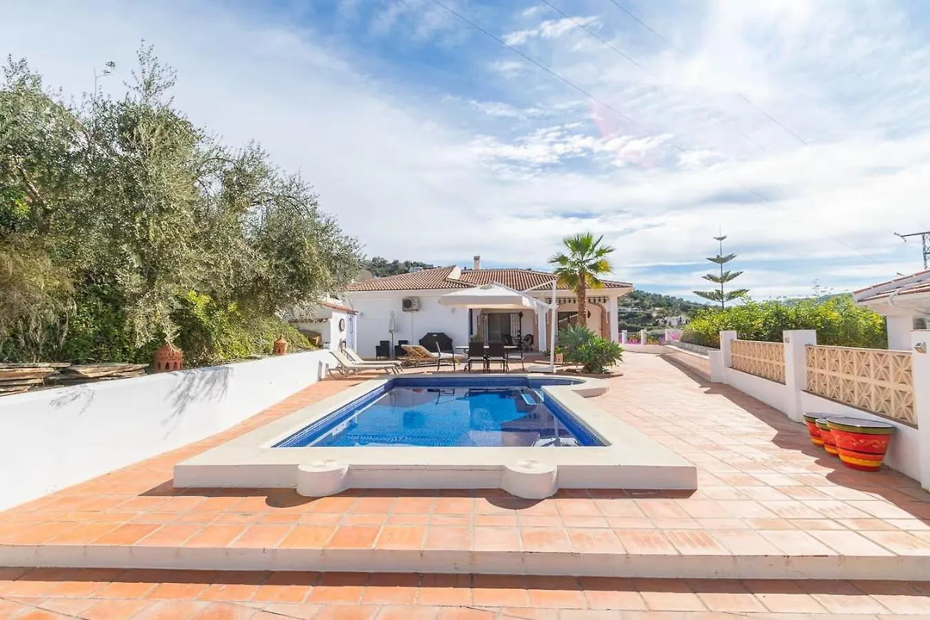 Beautiful Casa Dini 3 Bedroom Villa And Pool Canillas de Albaida